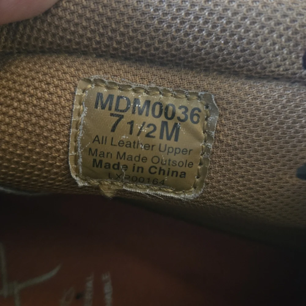 Twisted X Olive Chukka Boots with Red Laces Size 7.5